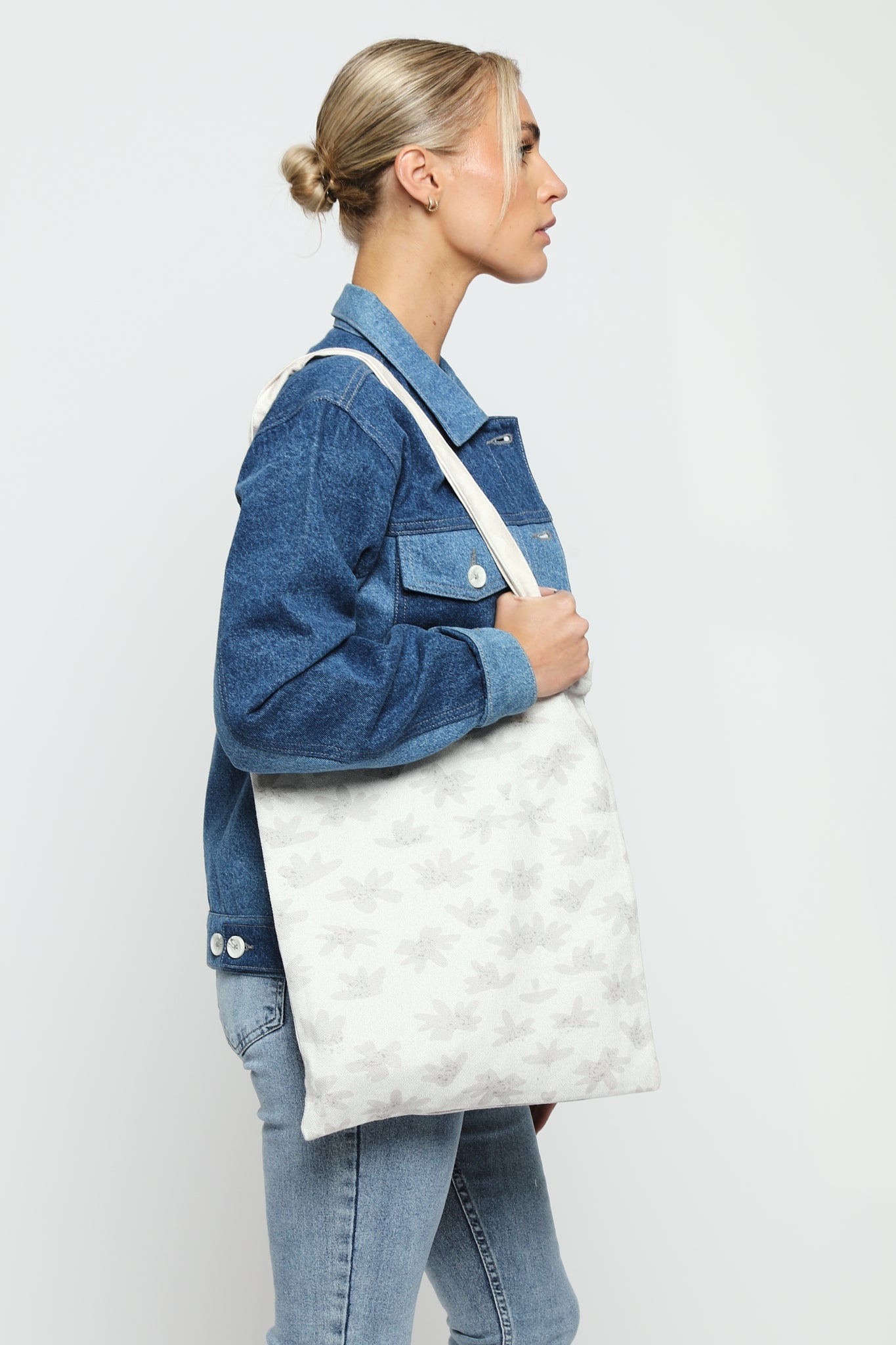 JMOJO DENIM FLORAL PRINTED TOTE BAG - JMOJO - Tote Bags