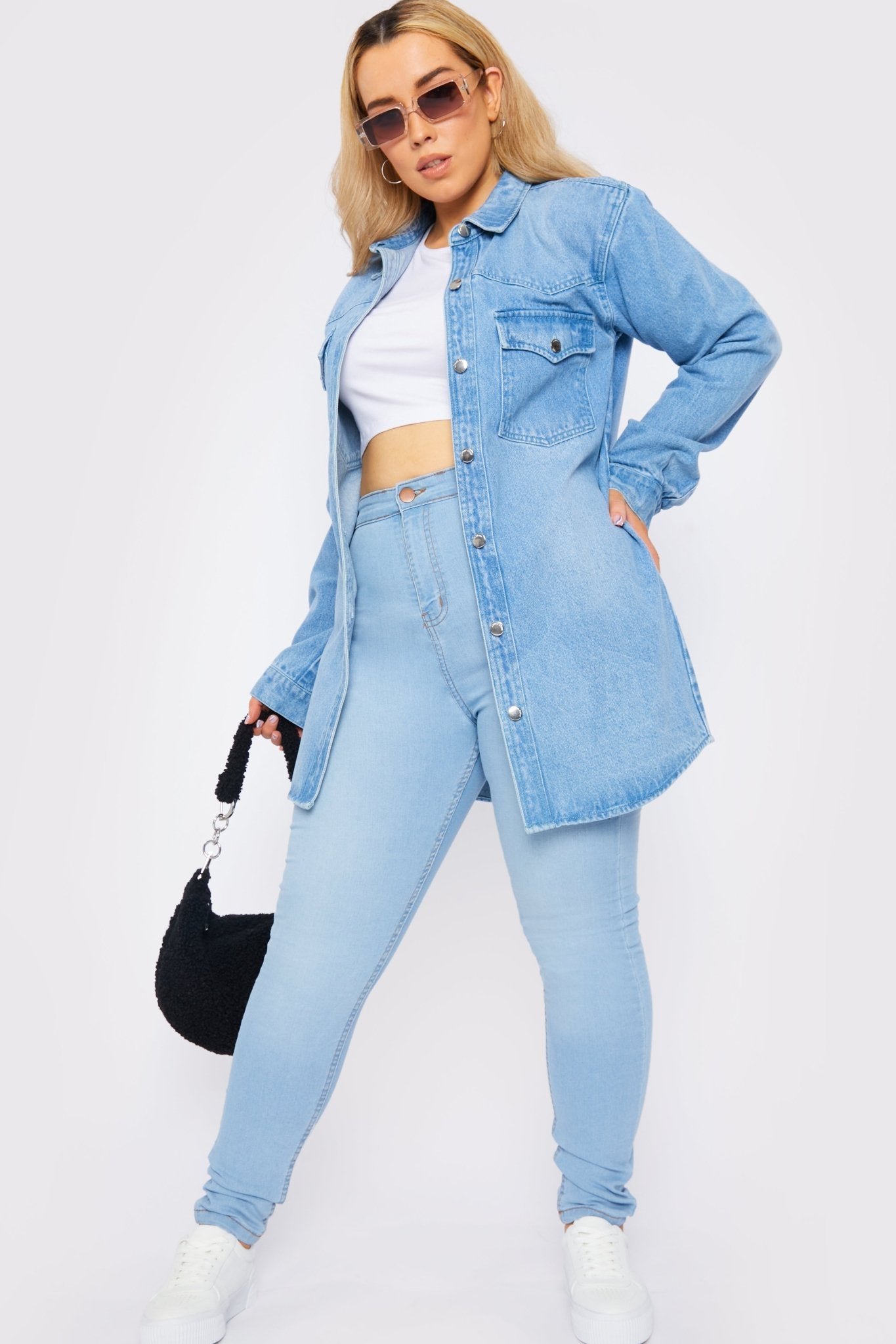 PLUS SIZE LONG DENIM SHIRT - LIGHT BLUE WASH - JMOJO - Women's Oversize Denim Shirts