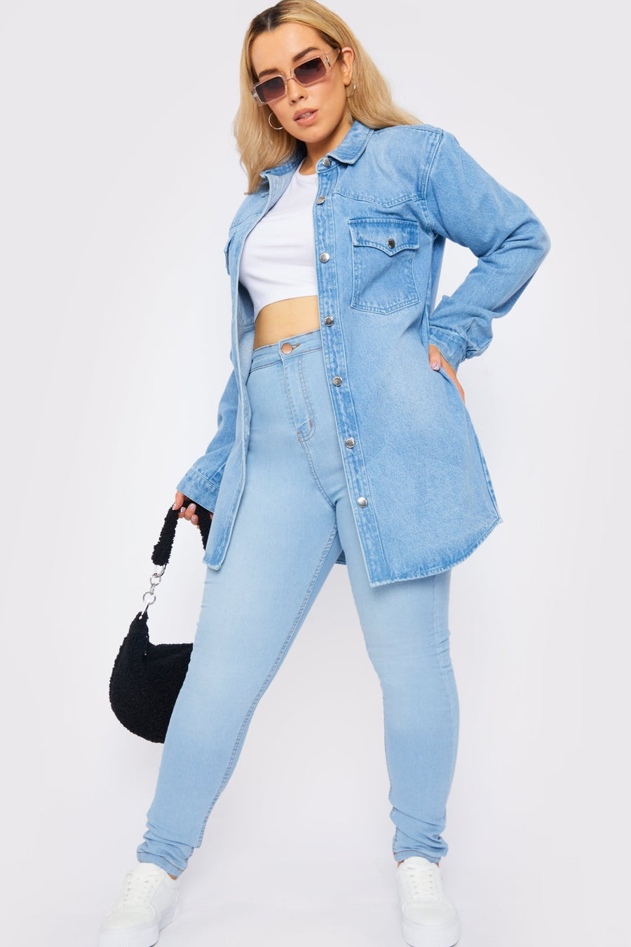 PLUS SIZE LONG DENIM SHIRT - LIGHT BLUE WASH - JMOJO - Women's Oversize Denim Shirts