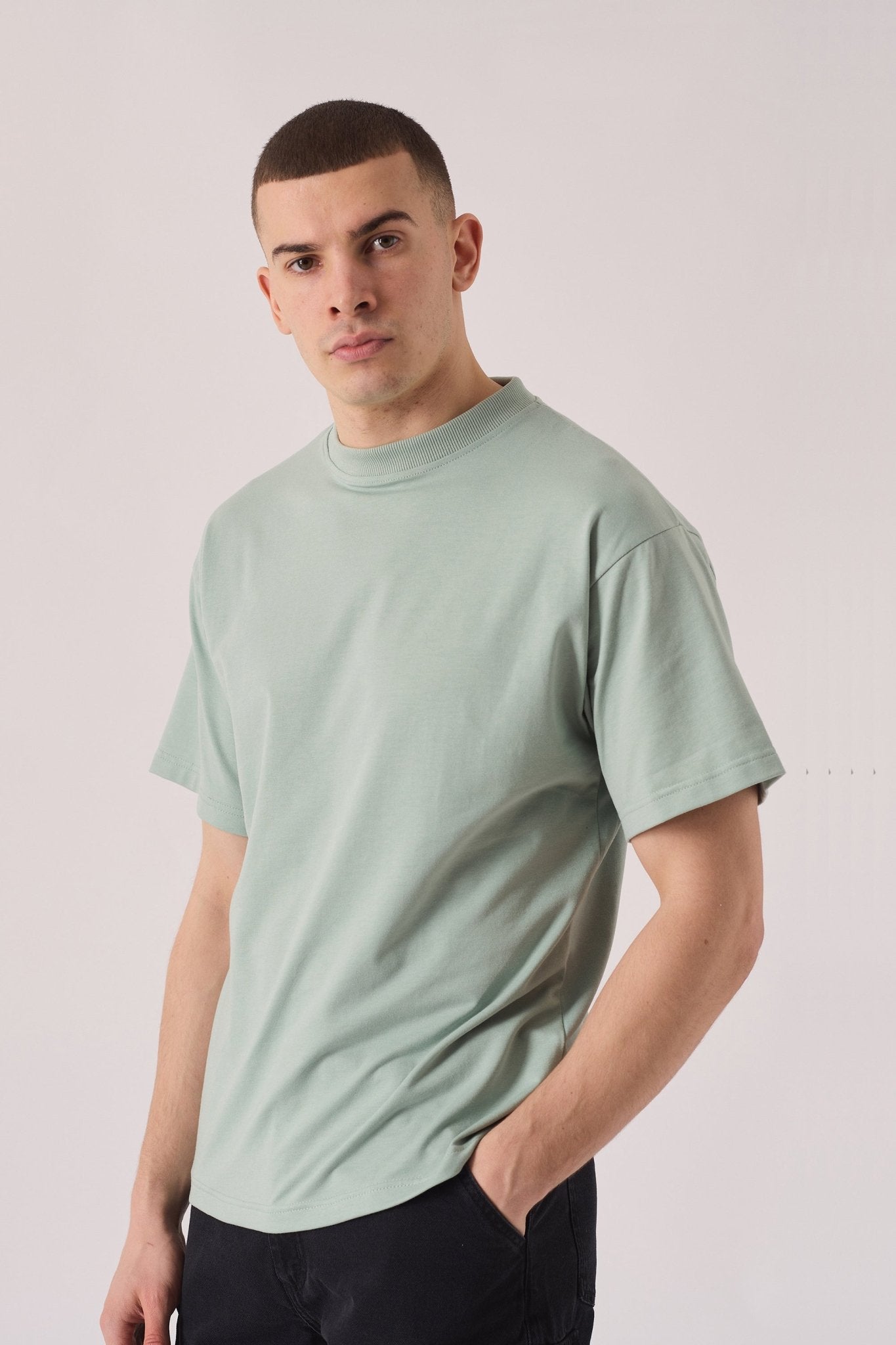 PREMIUM ESSENTIAL STRETCH T - SHIRT - MINT GREEN - JMOJO - Men's T-Shirt