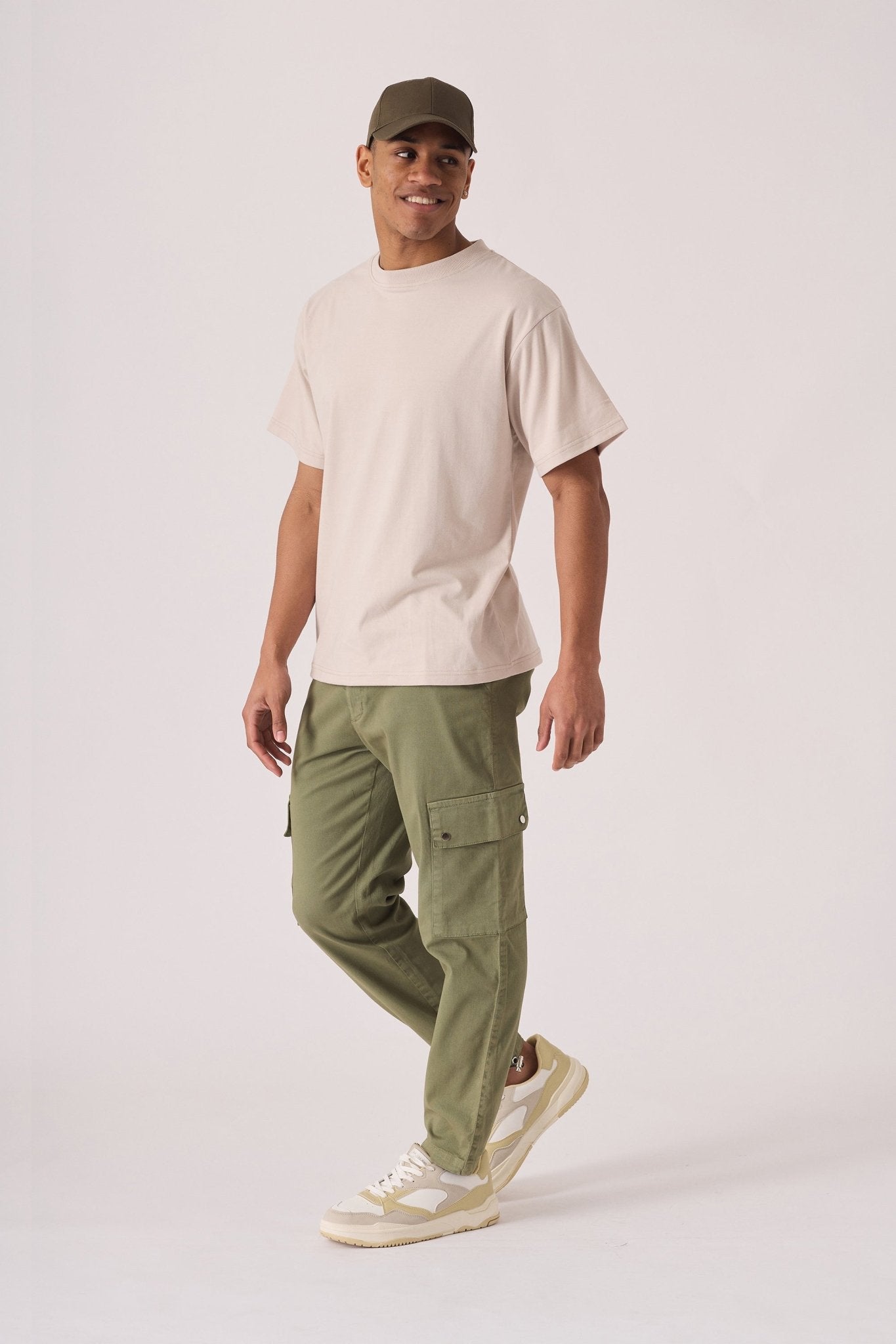 PREMIUM ESSENTIAL STRETCH T - SHIRT - STONE - JMOJO - Men's T-Shirt