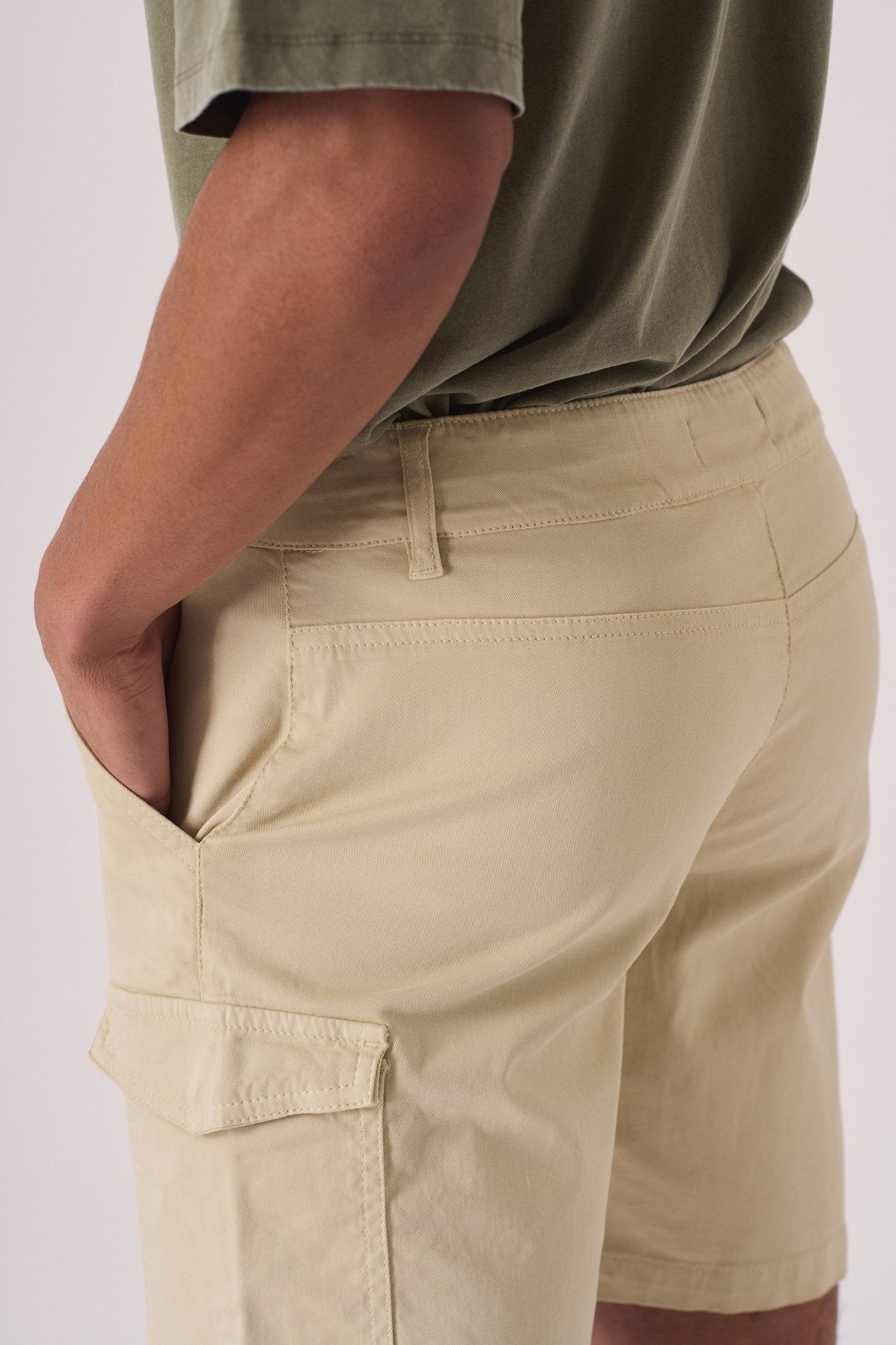 REGULAR CARGO SHORTS - BEIGE - JMOJO - Men's Cargo Denim Shorts