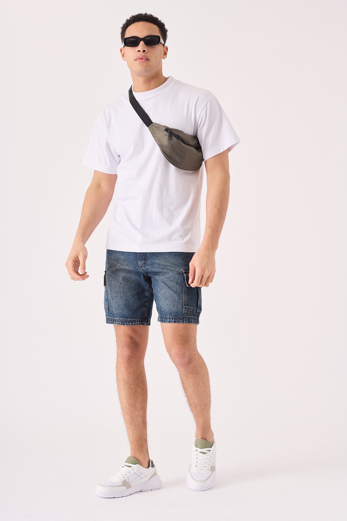 REGULAR CARGO SHORTS - MID BLUE WASH - JMOJO - Men's Cargo Denim Shorts